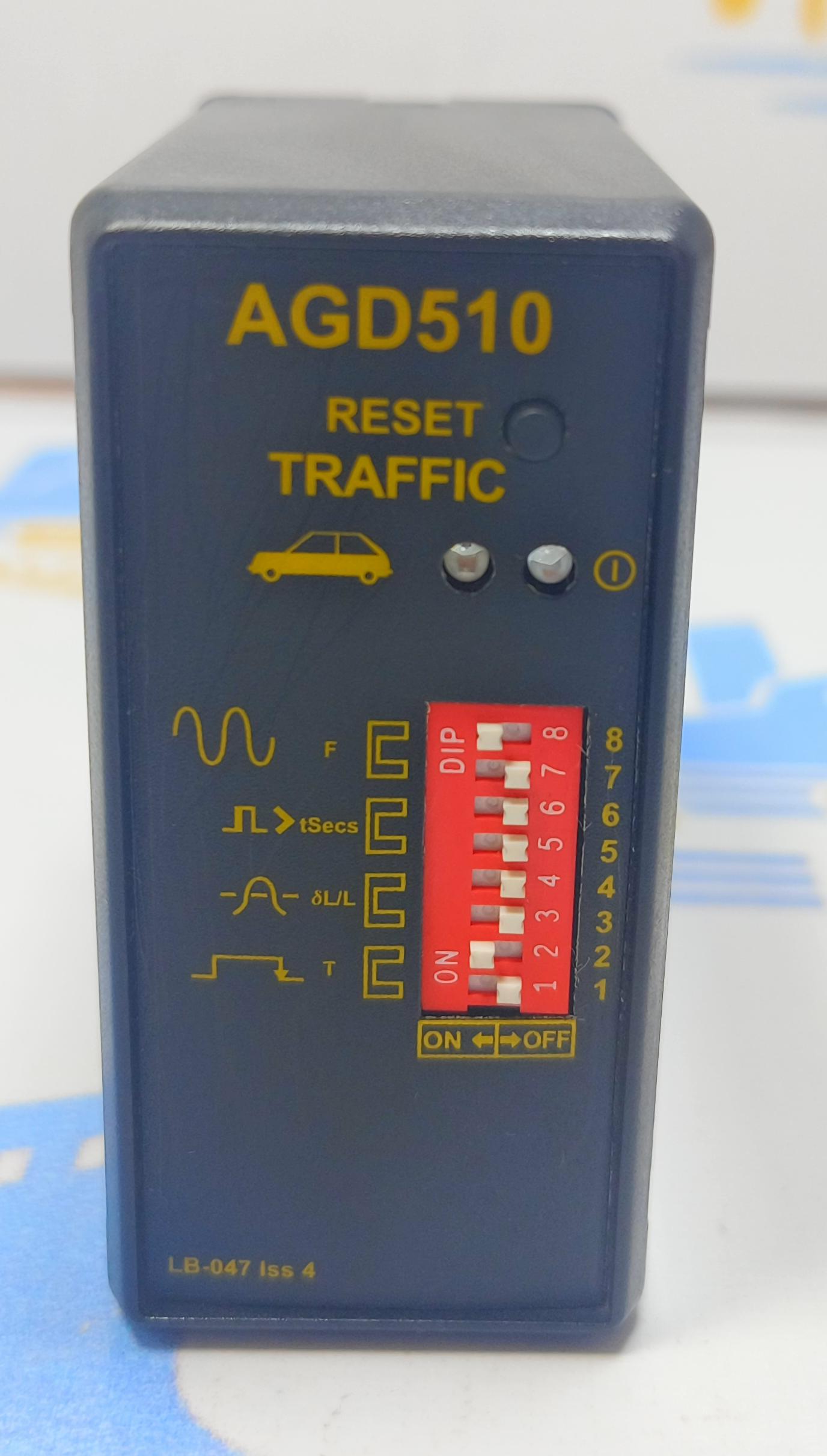 AGD510  INDUCTIVE LOOP DETECTOR TRAFFIC  LB-047  S\N 11070426  POWER 12/24 V 