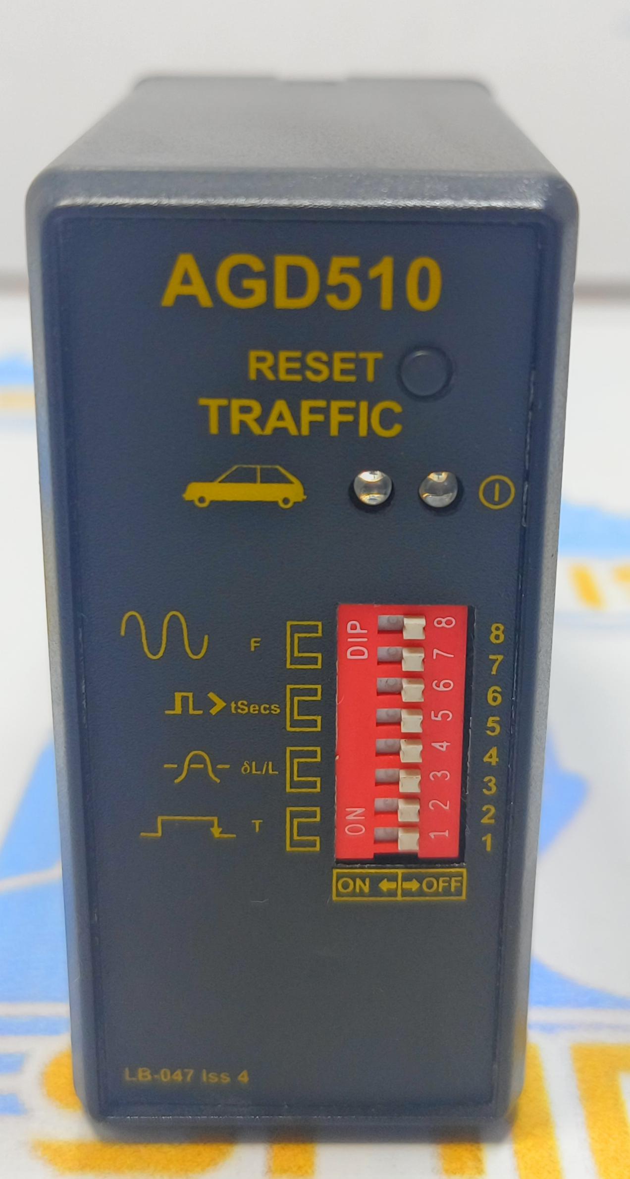 AGD510  INDUCTIVE LOOP DETECTOR TRAFFIC  LB-047  S\N 11101093  POWER 12/24 V 