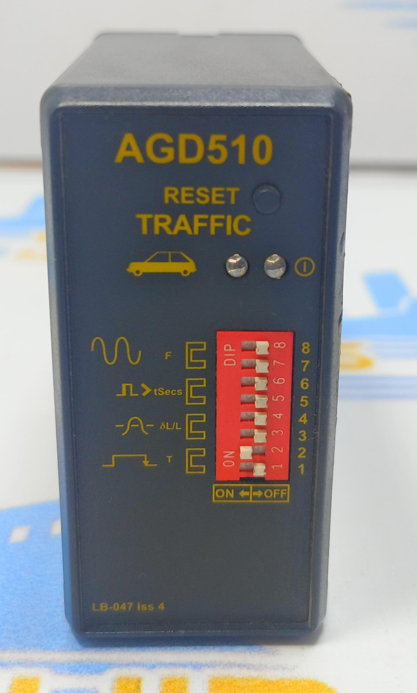 AGD510  INDUCTIVE LOOP DETECTOR TRAFFIC  LB-047  S\N 11101184  POWER 12/24 V 