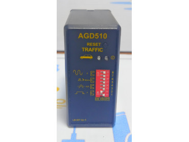 AGD510  INDUCTIVE LOOP DETECTOR TRAFFIC  LB-047  S\N 11070434  POWER 12/24 V 