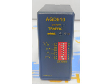 AGD510  INDUCTIVE LOOP DETECTOR TRAFFIC  LB-047  S\N 11101190  POWER 12/24 V 