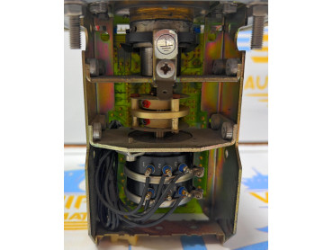 ANSCHUTZ KIEL  105-098 NG002 TILLER NO : 0457