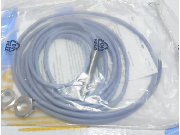 BAUMER INDUCTIVE SENSOR MODEL : IR08 . P03S - 11148775 