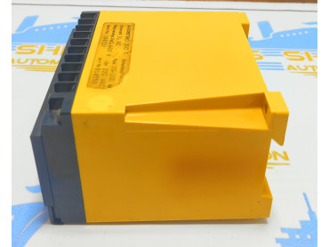 BENDER A-ISOMETER D200 Insulation Monitoring Device 0-660V, 50-400Hz WORK  NO : 184337
