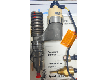 CATERPILLAR EUI AND HEUI INJECTOR WITH 3 SENSOR LEKQ 8045 