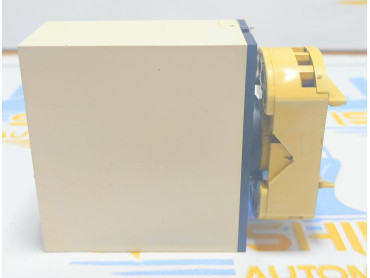 ELECTROMATIC SM 125 230 VOLTAGE LEVEL RELAY 0.1-4V 230 V 50/60 Hz 