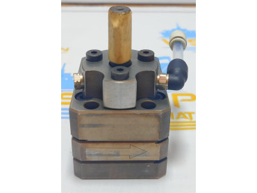 FANUC EO-9999-514-000 Gear Pump serial no : ZF42421 T2-0177M 2018