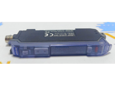 FS -V31CP KEYENCE   FIBRE AMPLIFIER  #8747164