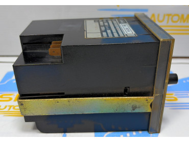 JUMO DIGIT KROT- 96/DA TEMPERATURE CONTROLLER Ni Cr - Ni 220 v 