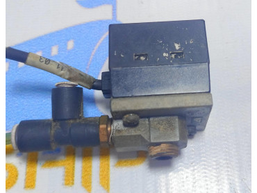 KEYENCE AP 31 KP  PRESSURE SENSOR NO: 5143792
