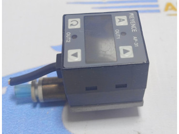 KEYENCE AP 31 PRESSURE SENSOR NO: 4120196 C