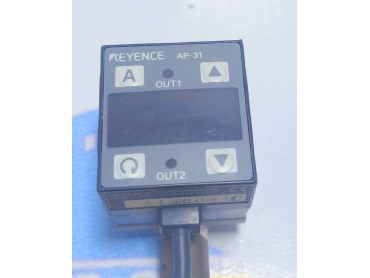 KEYENCE AP 31 PRESSURE SENSOR NO: 4136084 C