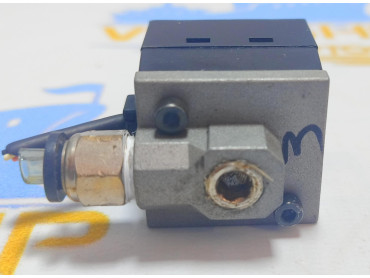 KEYENCE AP 31 PRESSURE SENSOR NO: 4148147 C