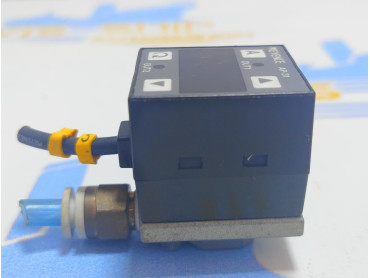 KEYENCE AP 31 PRESSURE SENSOR NO: 4168254 C 