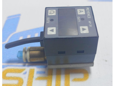 KEYENCE AP 31 PRESSURE SENSOR NO: 5158682 C