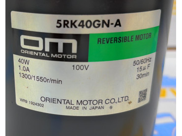ORIENTAL MOTOR  5RK40GN-A REVERSIBLE MOTOR 5GN180L GEAR HEAD  WR9 1924302