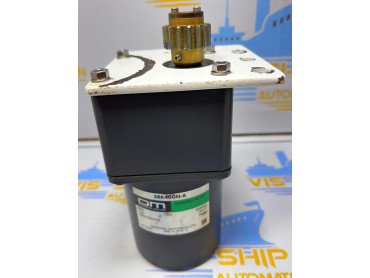 ORIENTAL MOTOR  5RK40GN-A REVERSIBLE MOTOR 5GN180L GEAR HEAD  WR9 1924307