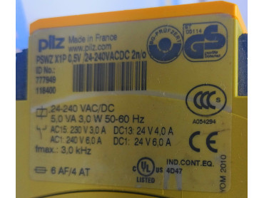 PLIZ PSWZX1P SAFETY RELAY 24-240 VAC 50/60 Hz  ID NO : 777949 118 400 MADE IN FRANCE 