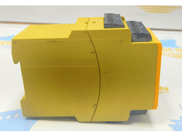 PLIZ PSWZX1P SAFETY RELAY 24-240 VAC 50/60 Hz  ID NO : 777949 118 400 MADE IN FRANCE 