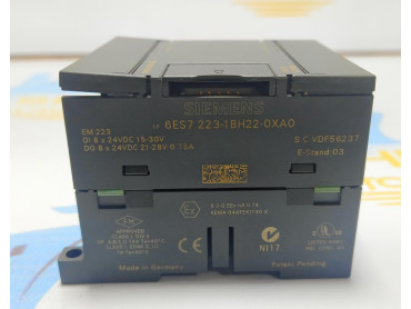 Siemens 1P 6ES7 223 1BH22-0XA0 Analog Input Module EM 223  DI x 8-24VDC 15-30V