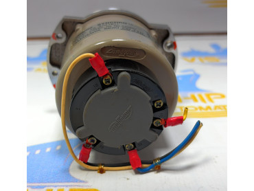 TAMAGAWA SEIKI CO.LTD TS 21N 1E 11  SYNCHRO MOTOR 50/60  Hz 100/110 V  NO: A20657  MADE IN JAPAN 