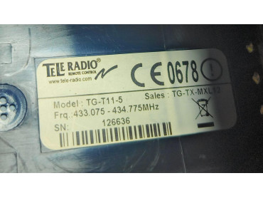 TELE REDIO REMOTE CONTROL MODEL : TG - T11 - 5 SN: 126636 