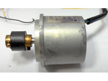 Tokyo Keiki Co. Ltd. TS923E3-1 Linear Synchro Motor with pcb card Part No. I00380070 SER NO : A19622