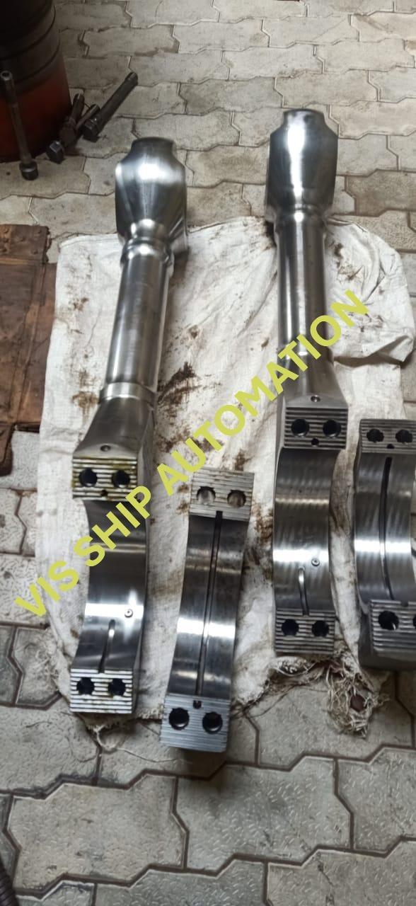 CONNECTING ROD 