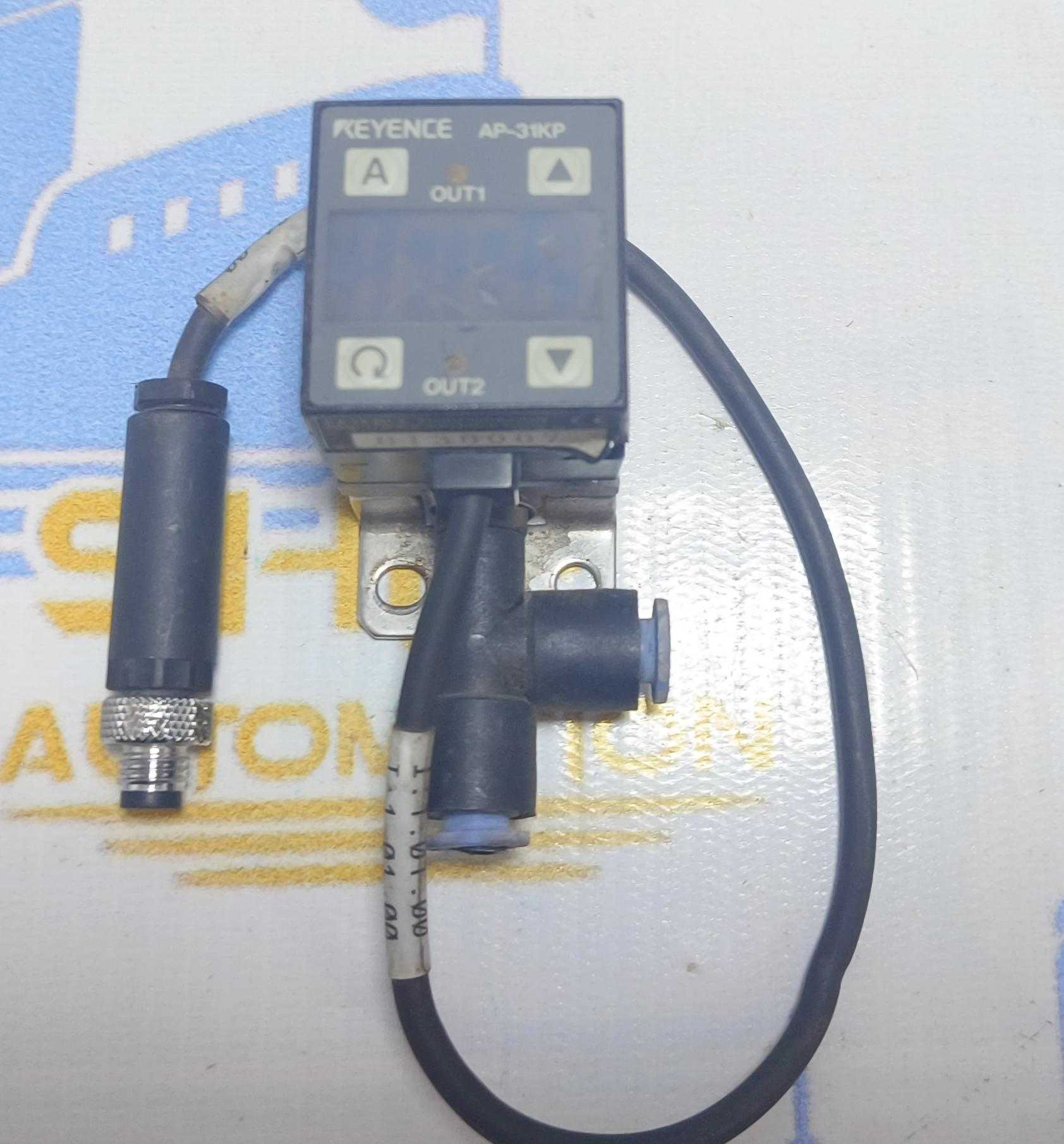 KEYENCE AP 31 KP  PRESSURE SENSOR NO: 6136007